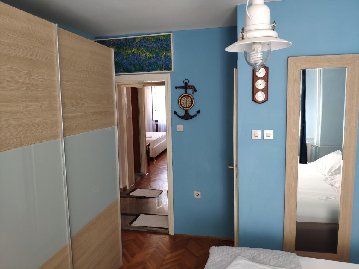Rab-Centar Hotel Rab Town Ngoại thất bức ảnh