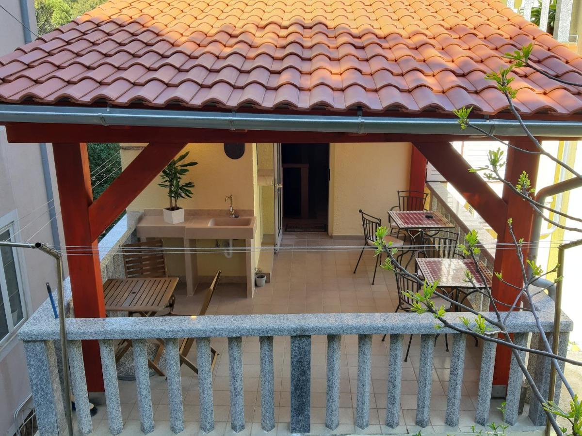 Rab-Centar Hotel Rab Town Ngoại thất bức ảnh